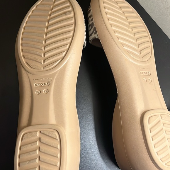 Crocs - Picture 4 of 5